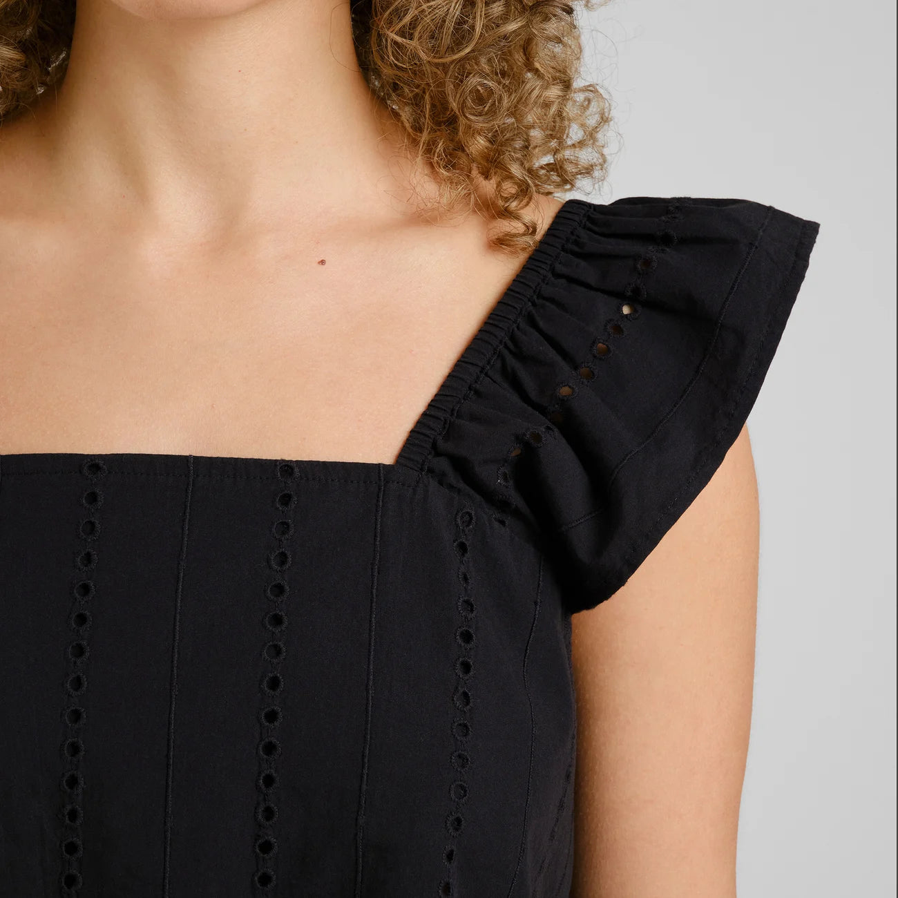 Top Furusund Schiffli, Black