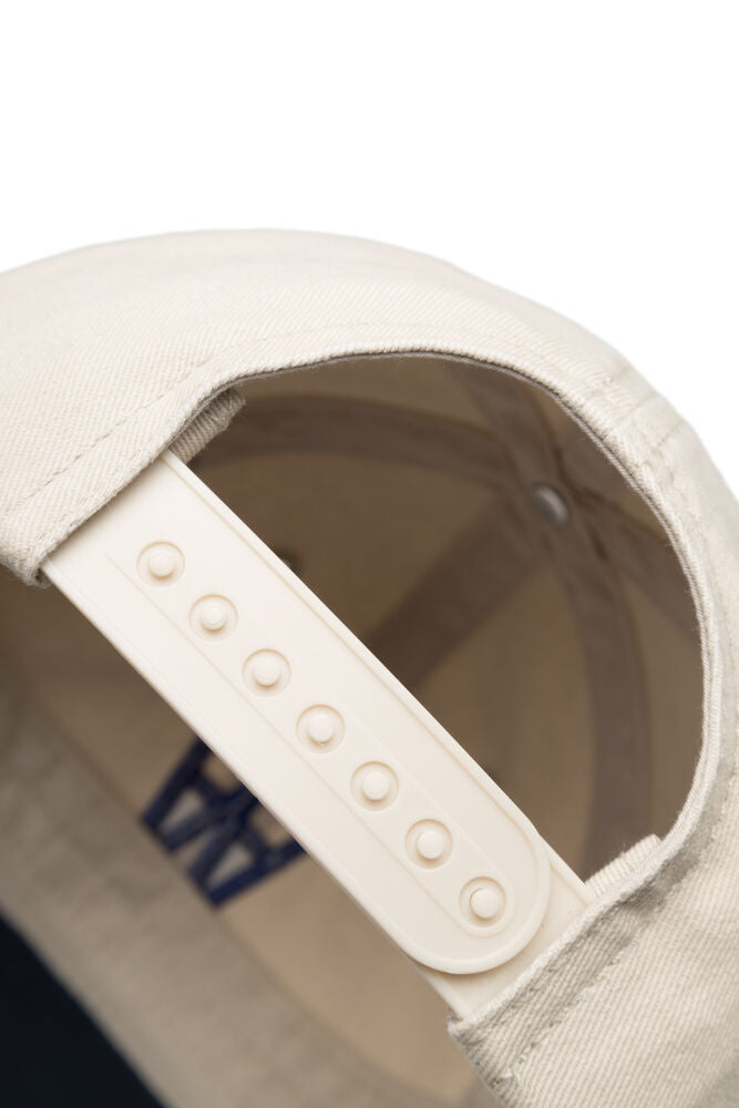 WWAA Embroidery Keps, Off White