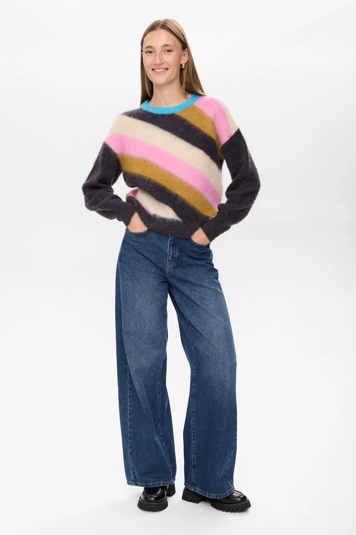 Nusuri Multi Stripe Pullover, Obsidian
