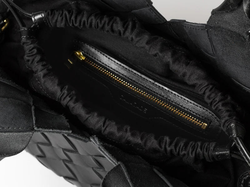 Misu Shoulder Bag, Black