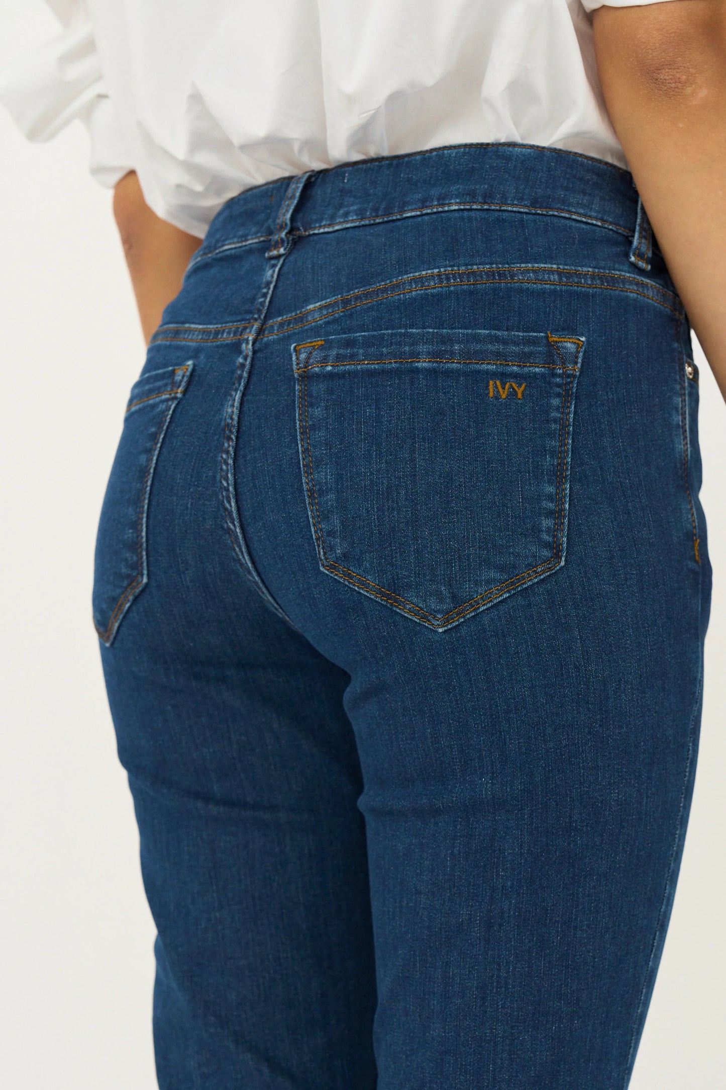 Johanna Kick Flare Jeans, Wash Middark Nottingham