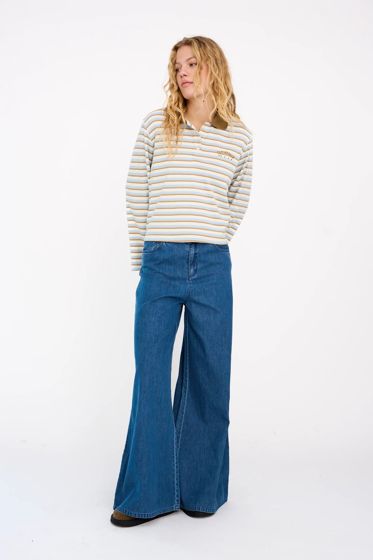 Malika Tyla Jeans, Mid Blue Denim