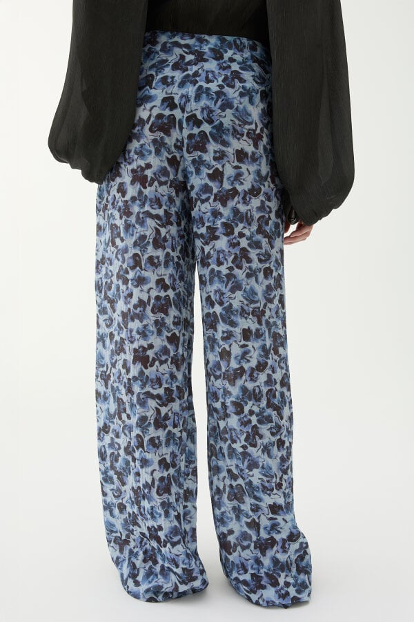 Stevie Pants, Sweet Violet Ditsy Blue
