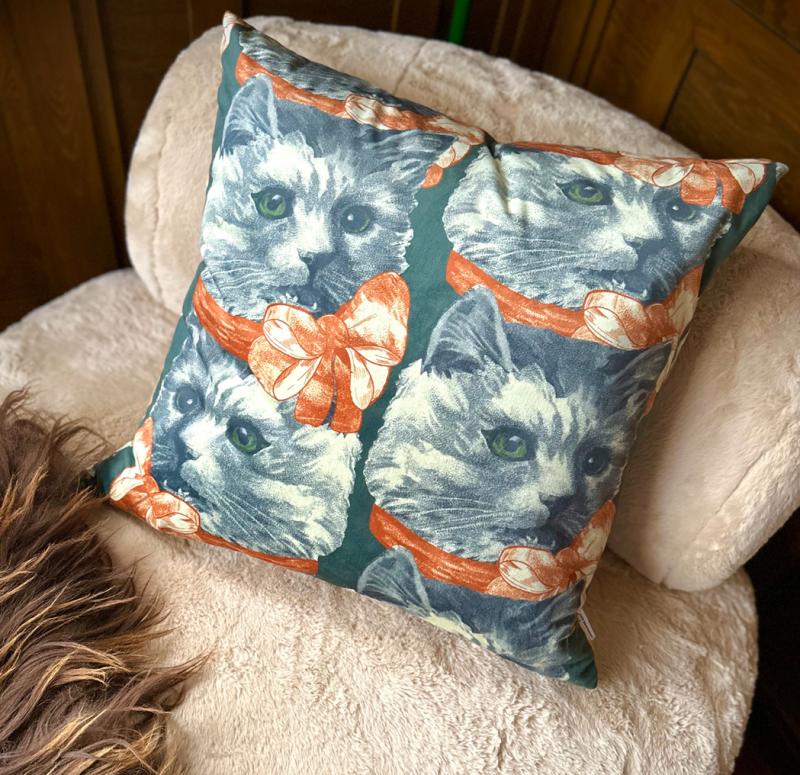Crazy Cat Lady Sammet Kuddfodral