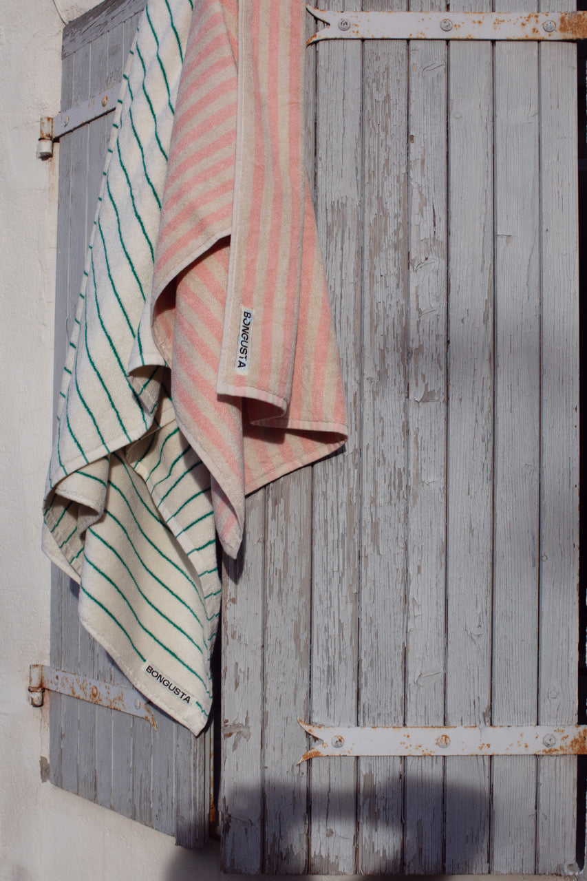 Naram Bath Towel, Pure White & Grass