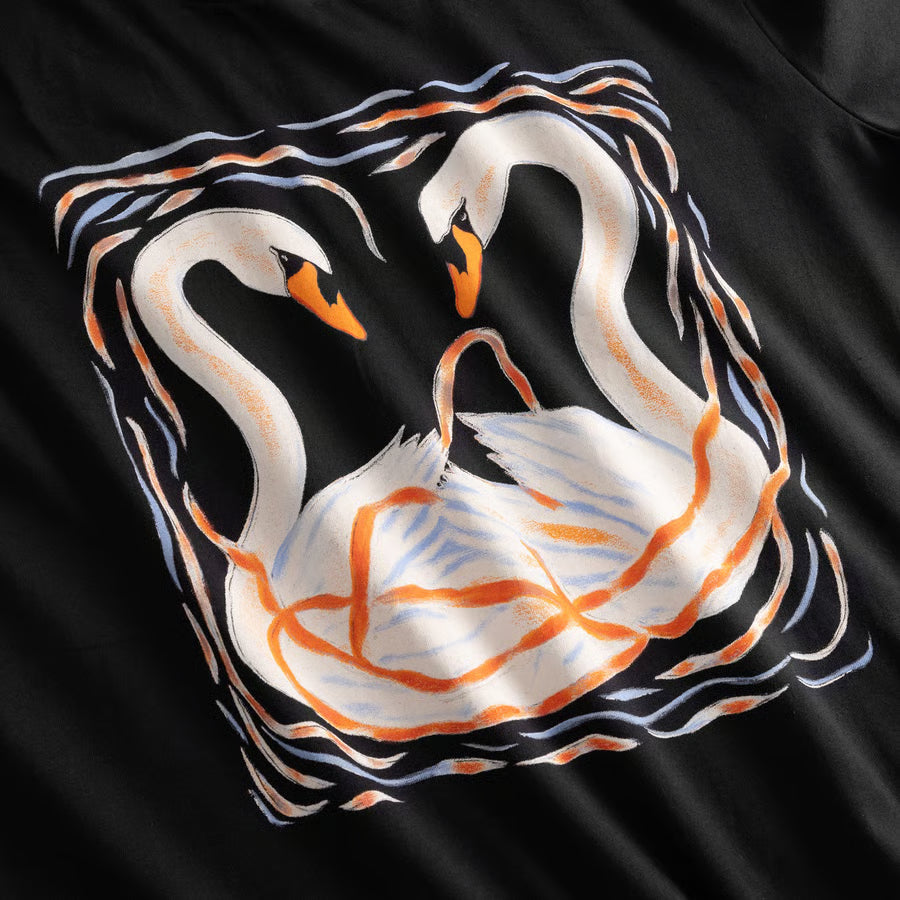 T-shirt Vadstena Painted Swans, Black