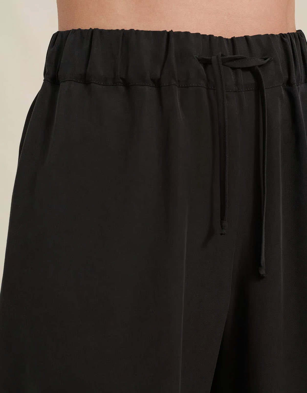 Vacant Pants, Lyocell Black
