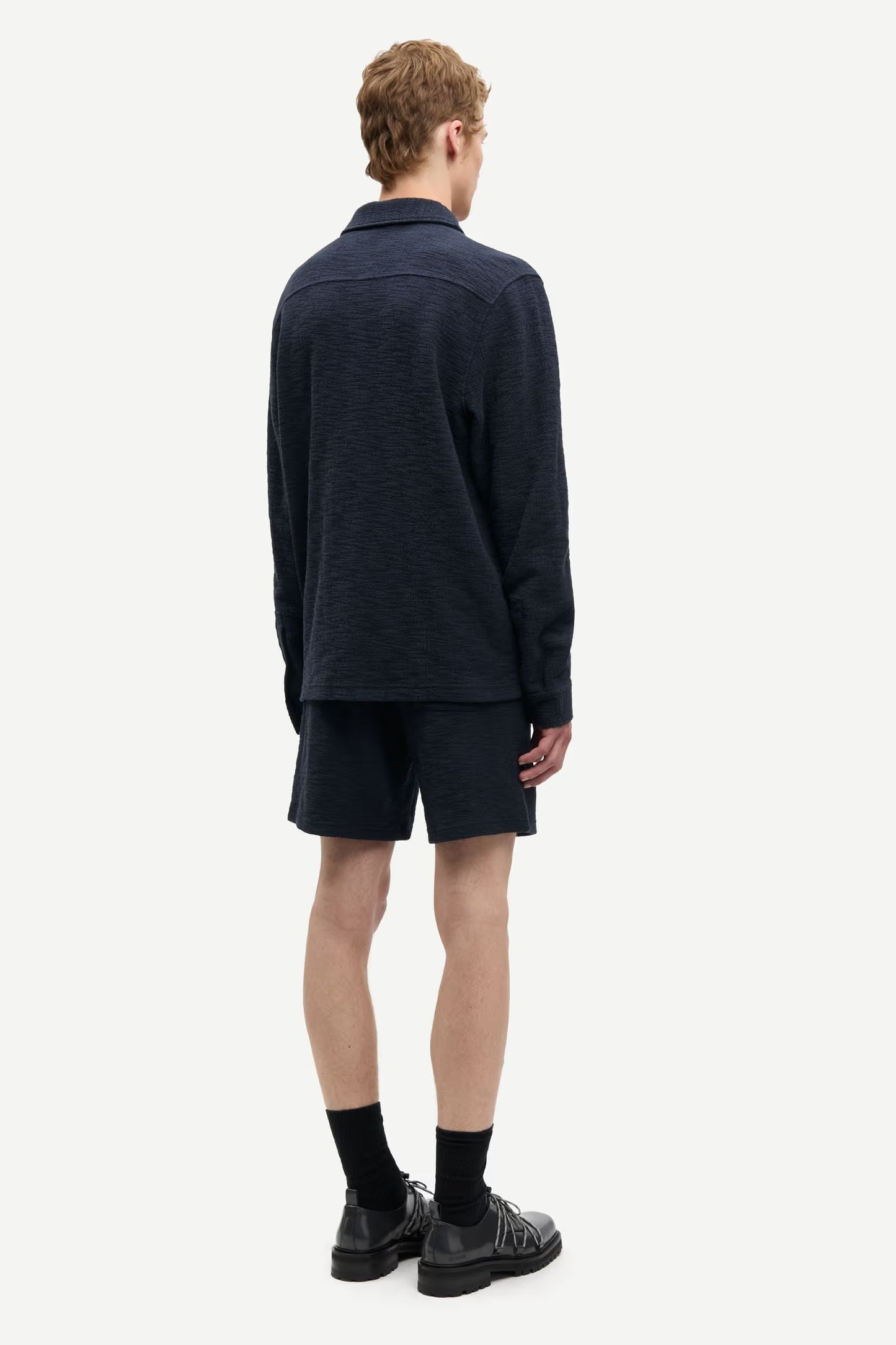 Sakore Shirt, Salute