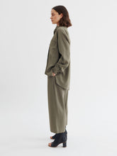 Ladda upp bild till gallerivisning, Airy Shirt, Olive
