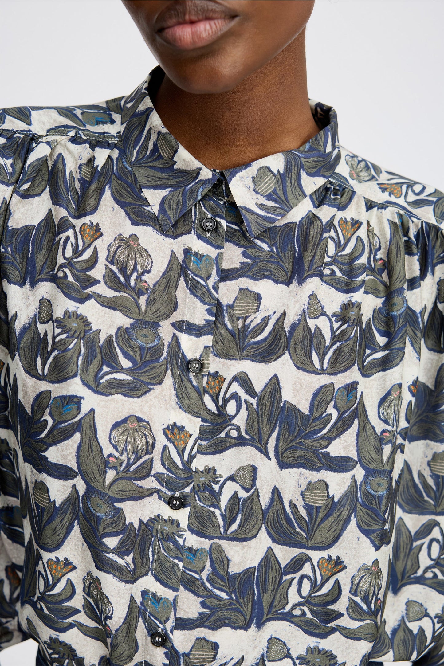 Lynx Top, Mix