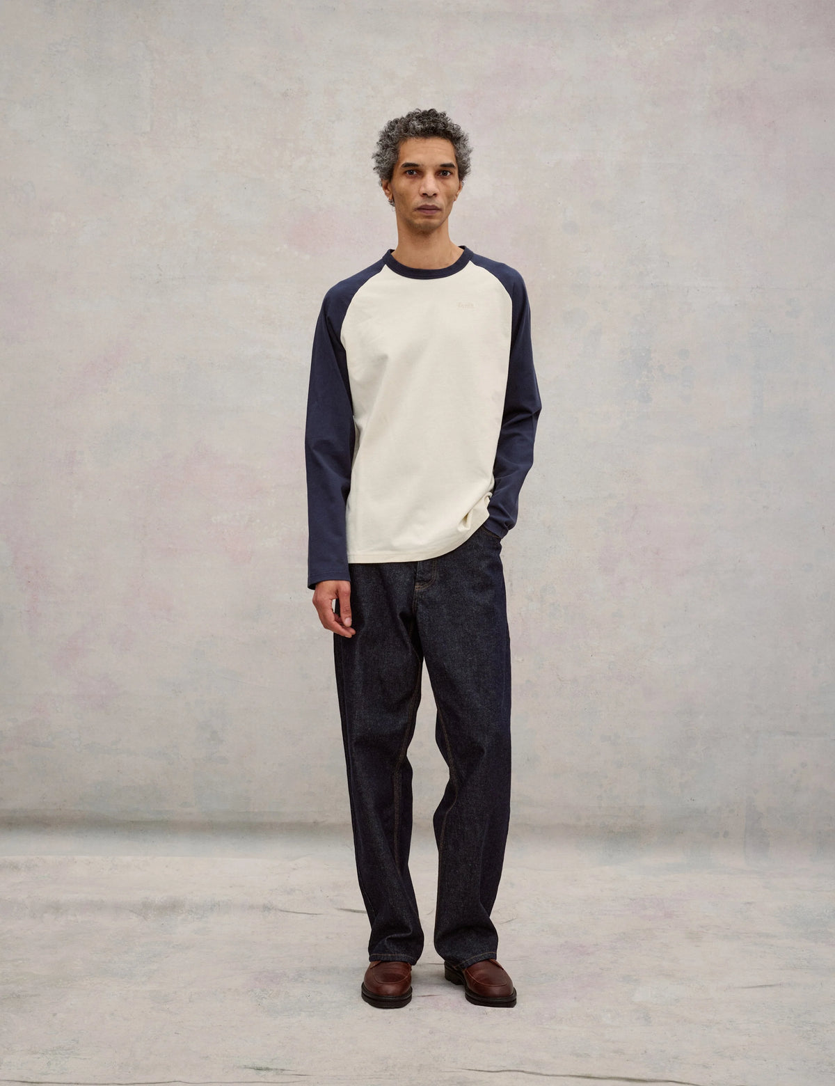 Lake Longsleeve, Ecru/Navy