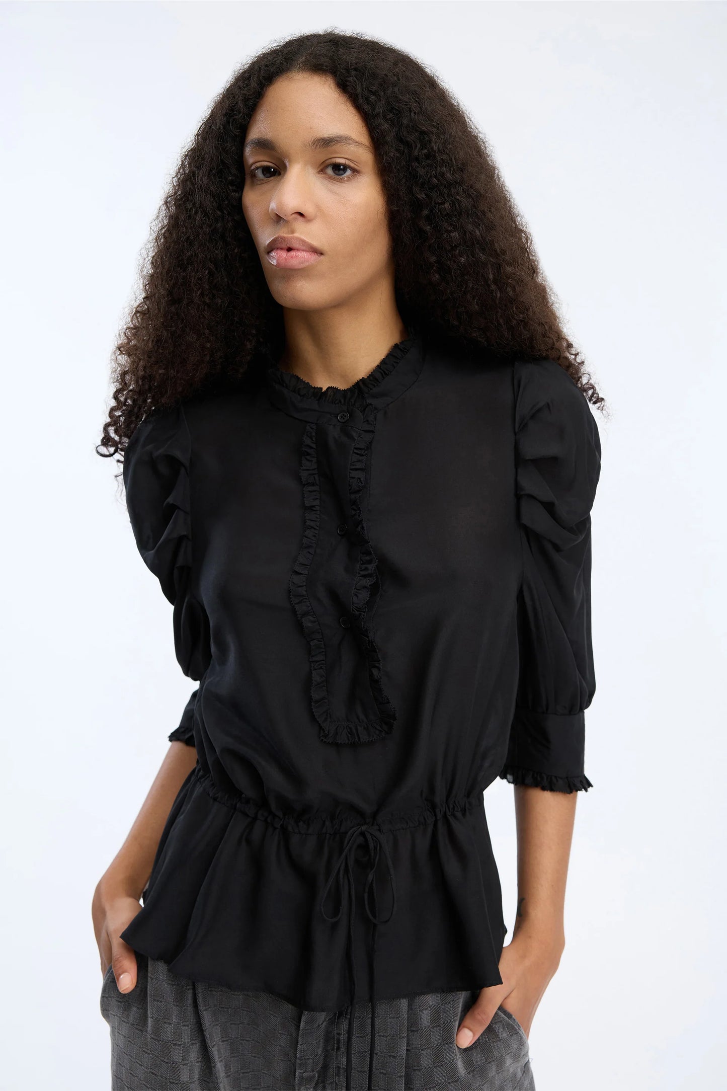 Vastu Top, Black