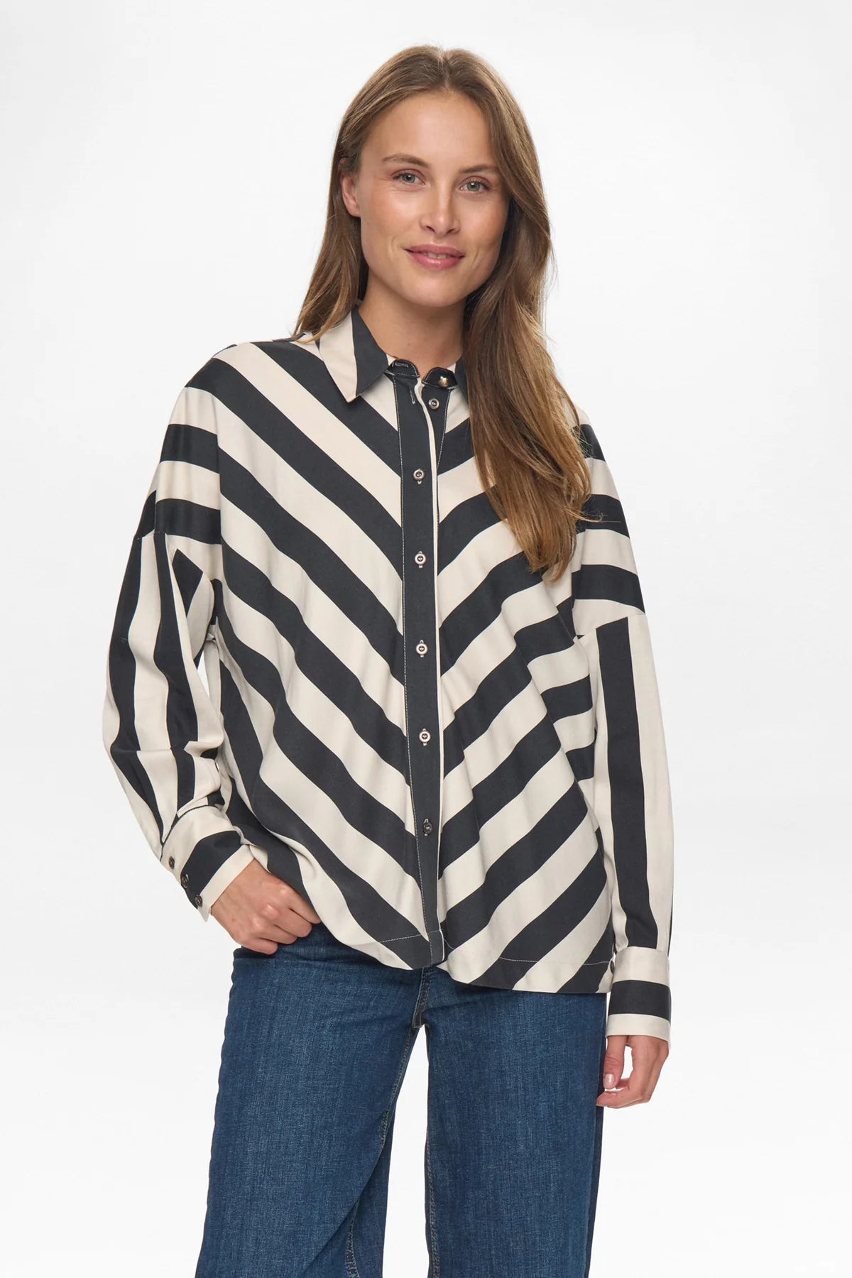 Numinzu Stripe Shirt, Caviar
