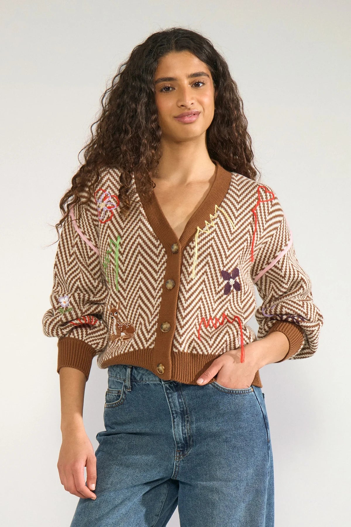 Nuravissi Cardigan, Dachshund