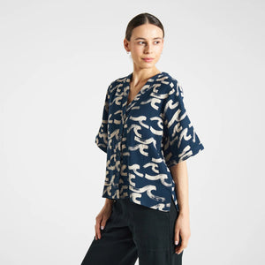 Blouse Odense Brushed Waves, Black Iris