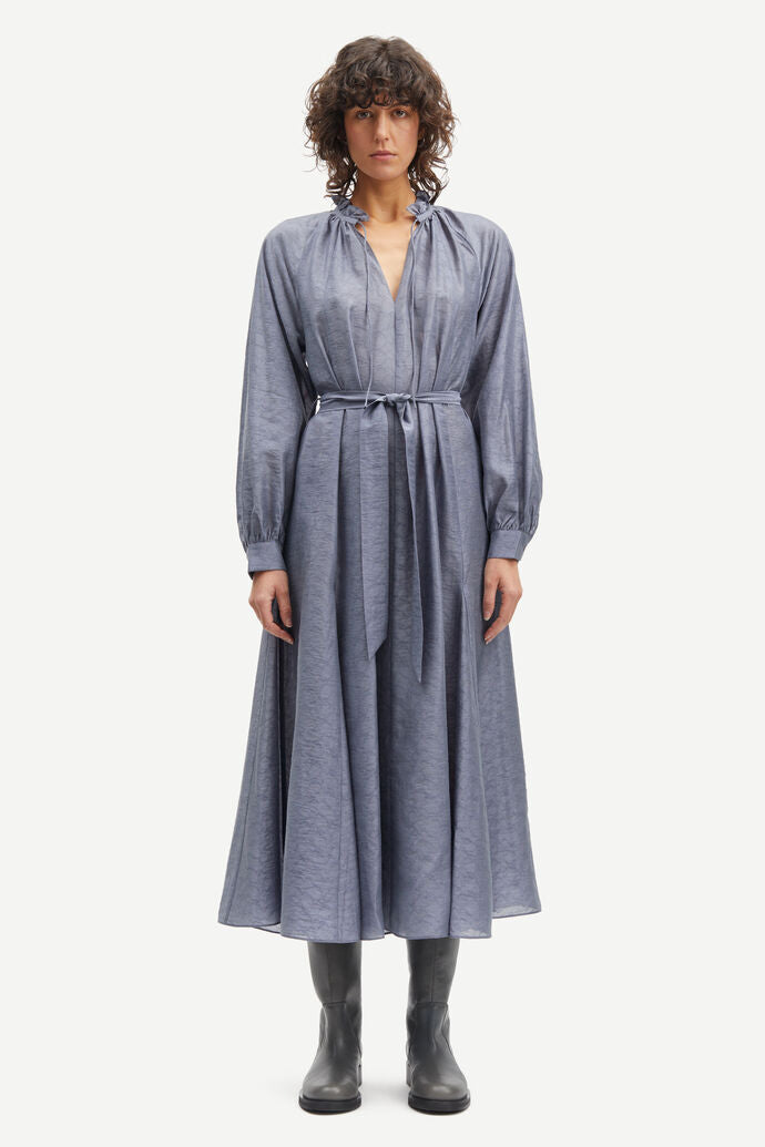 Karookhi Long Dress, Såininorden