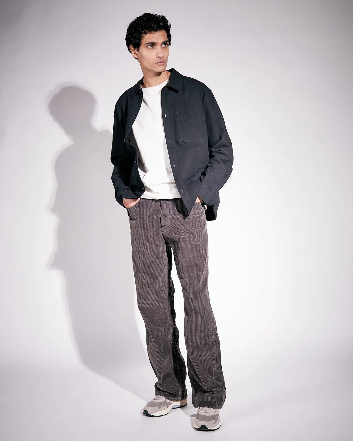 Frank Linen, Black