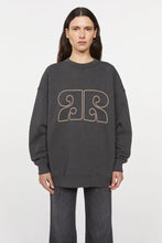 Ladda upp bild till gallerivisning, Iwa Big R Sweatshirt, Dark Grey Melange
