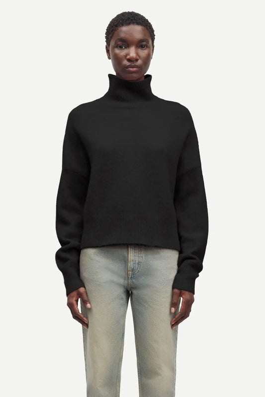 Nola T-N Black