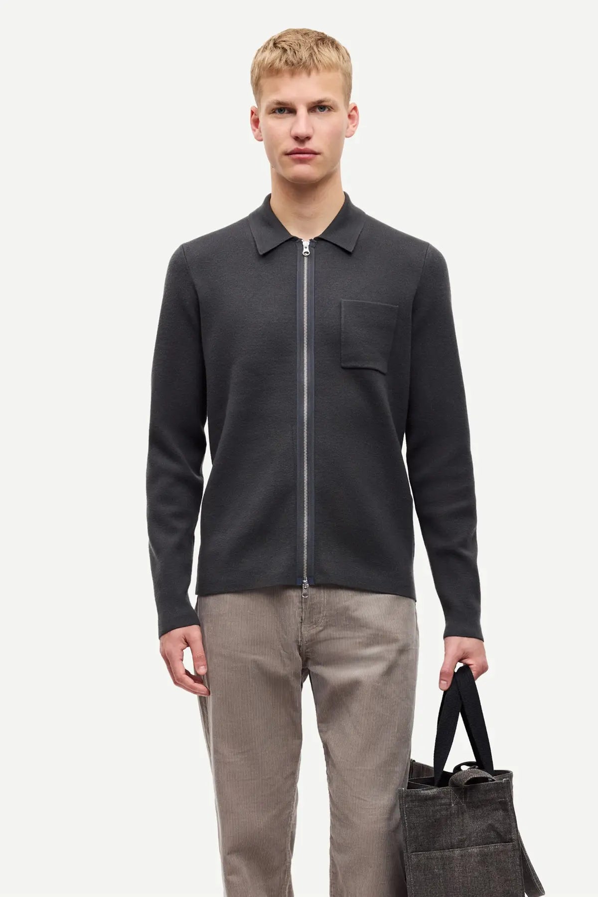 Guna X Zip, Black Oyster