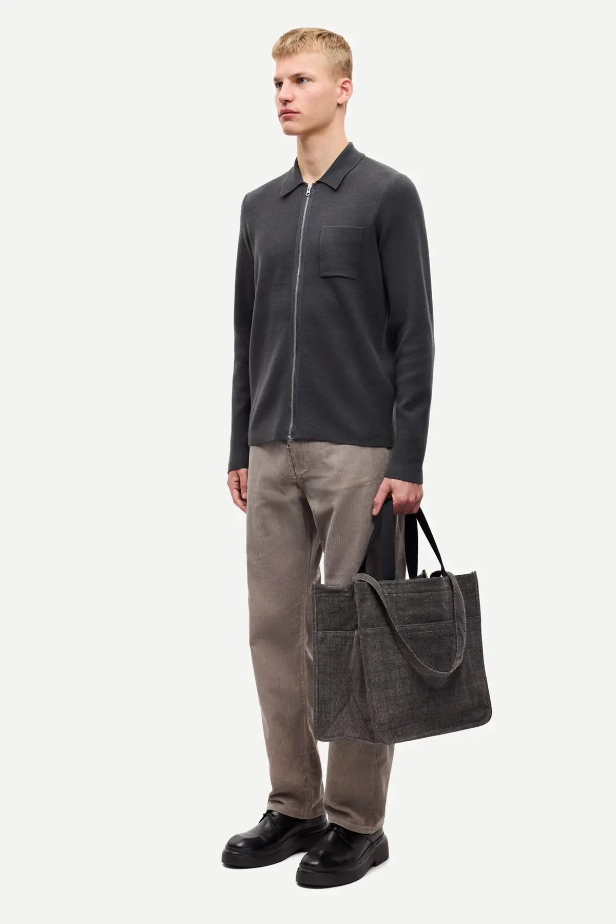 Guna X Zip, Black Oyster