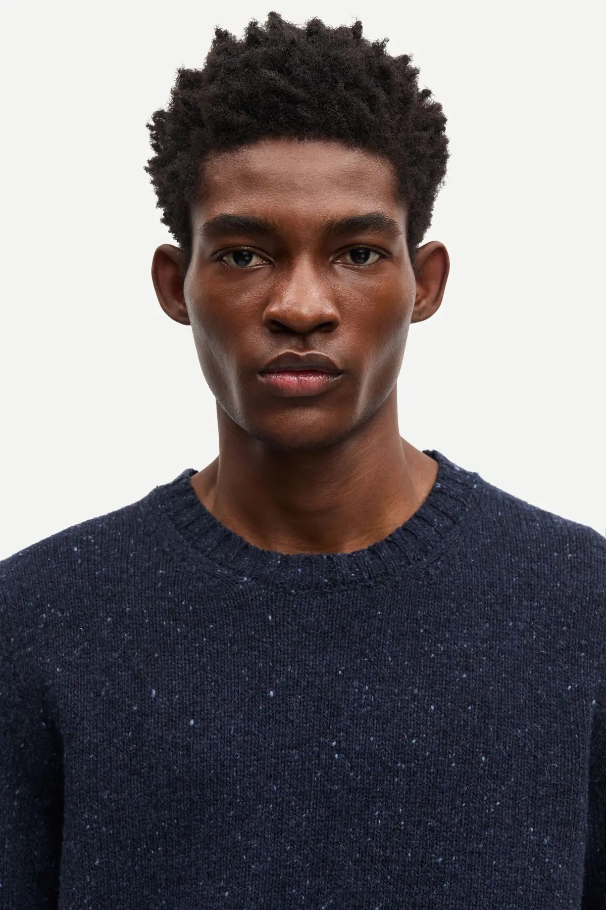 Sanataniel Sweater, Salute Mel
