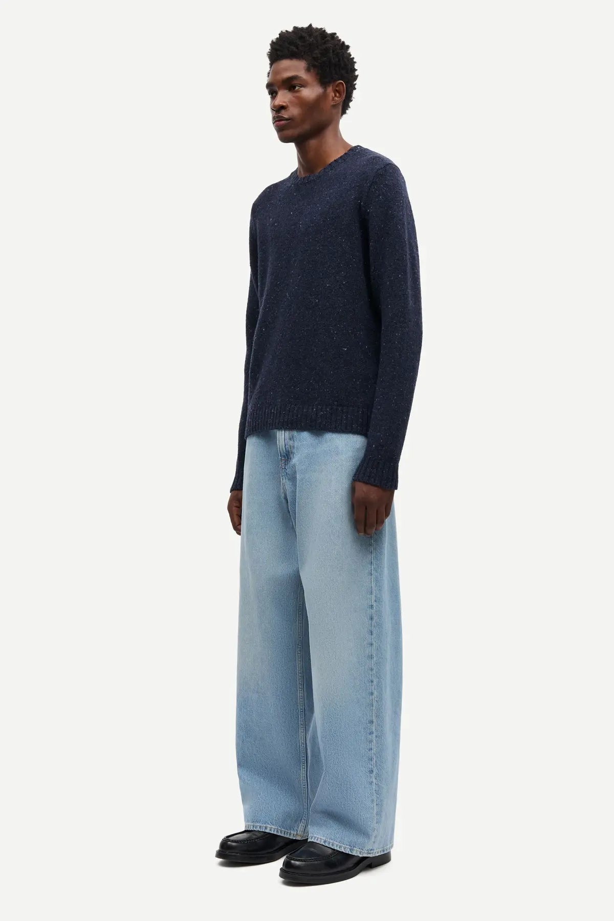 Sanataniel Sweater, Salute Mel