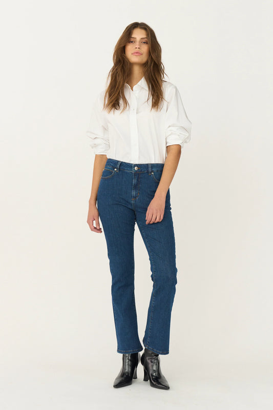 Johanna Kick lare Jeans Wash Middark Nottingham