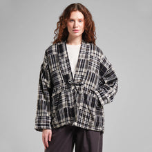 Ladda upp bild till gallerivisning, Jacket Sickla Flannel Patchwork, Black
