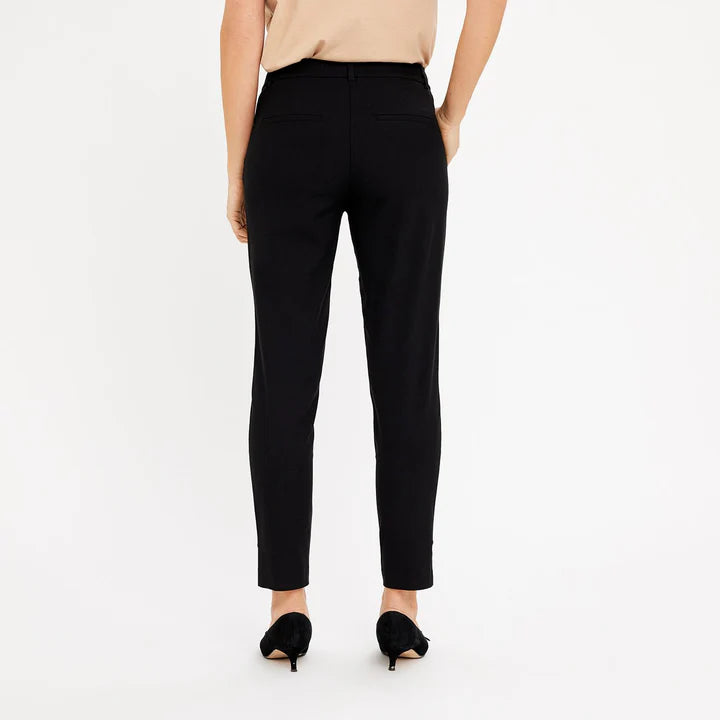 Kylie 396, Black