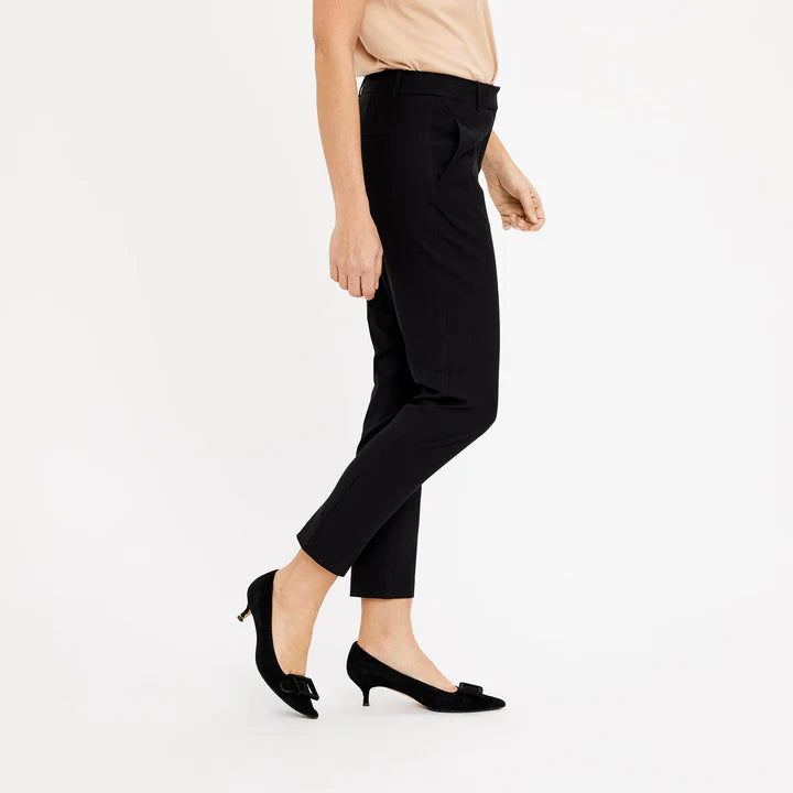 Kylie 396, Black