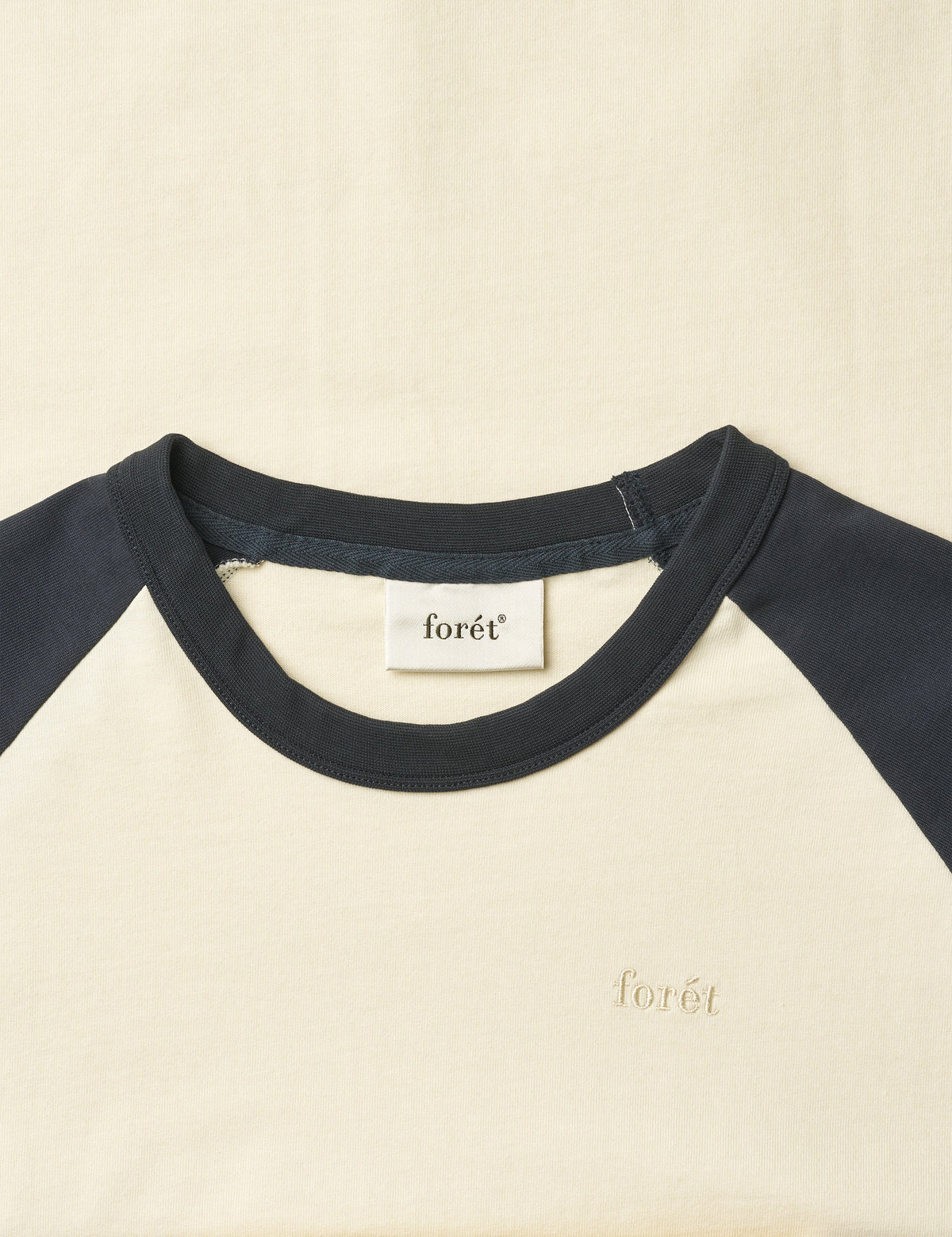 Lake Longsleeve, Ecru/Navy