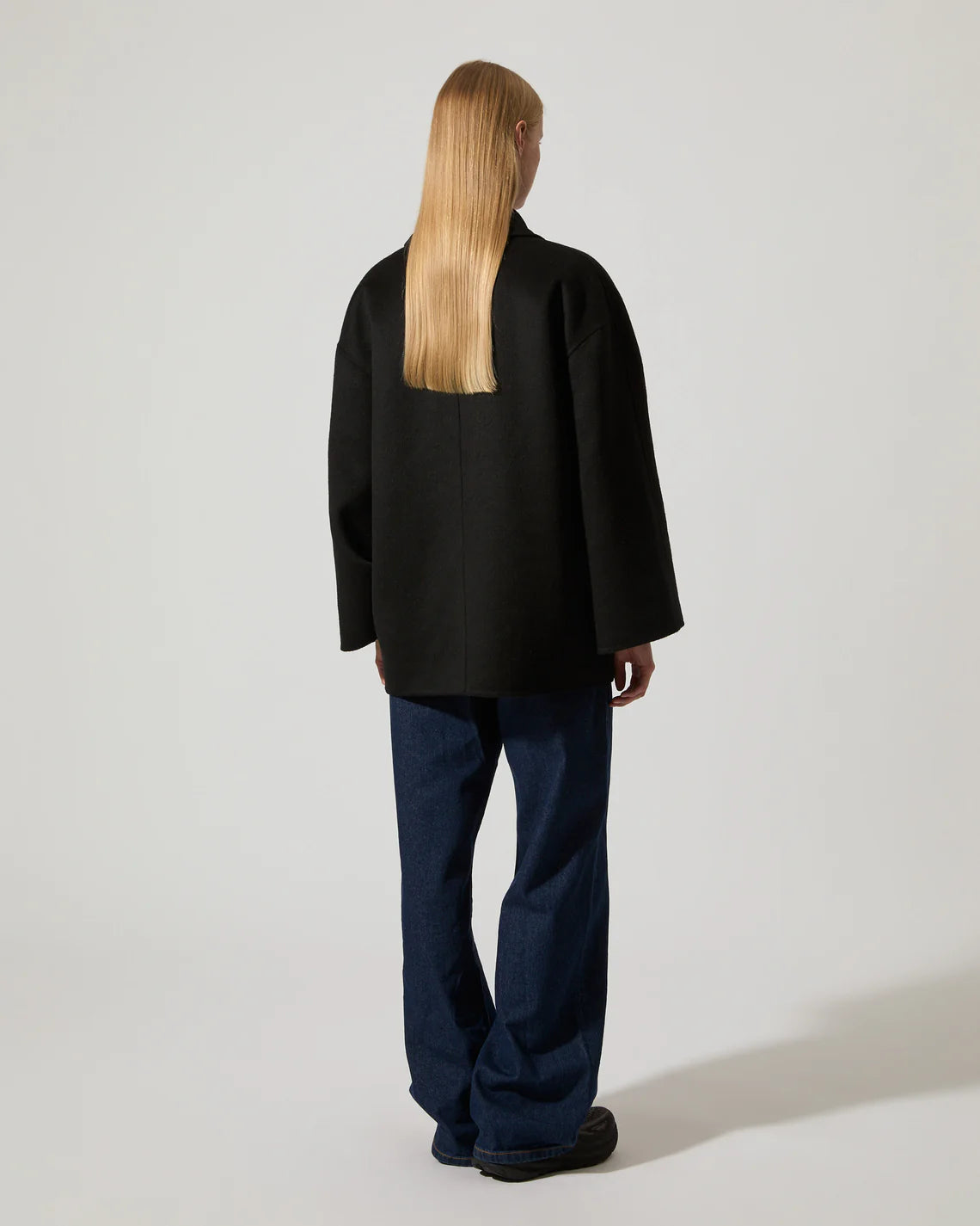 Margot, Black