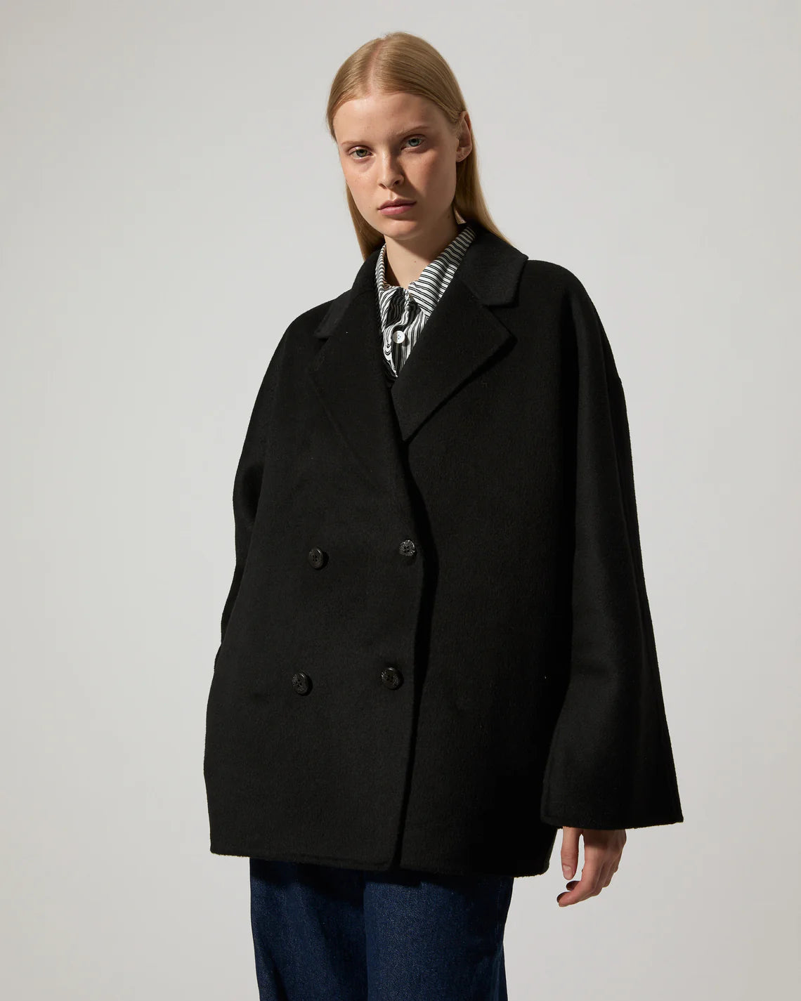 Margot, Black