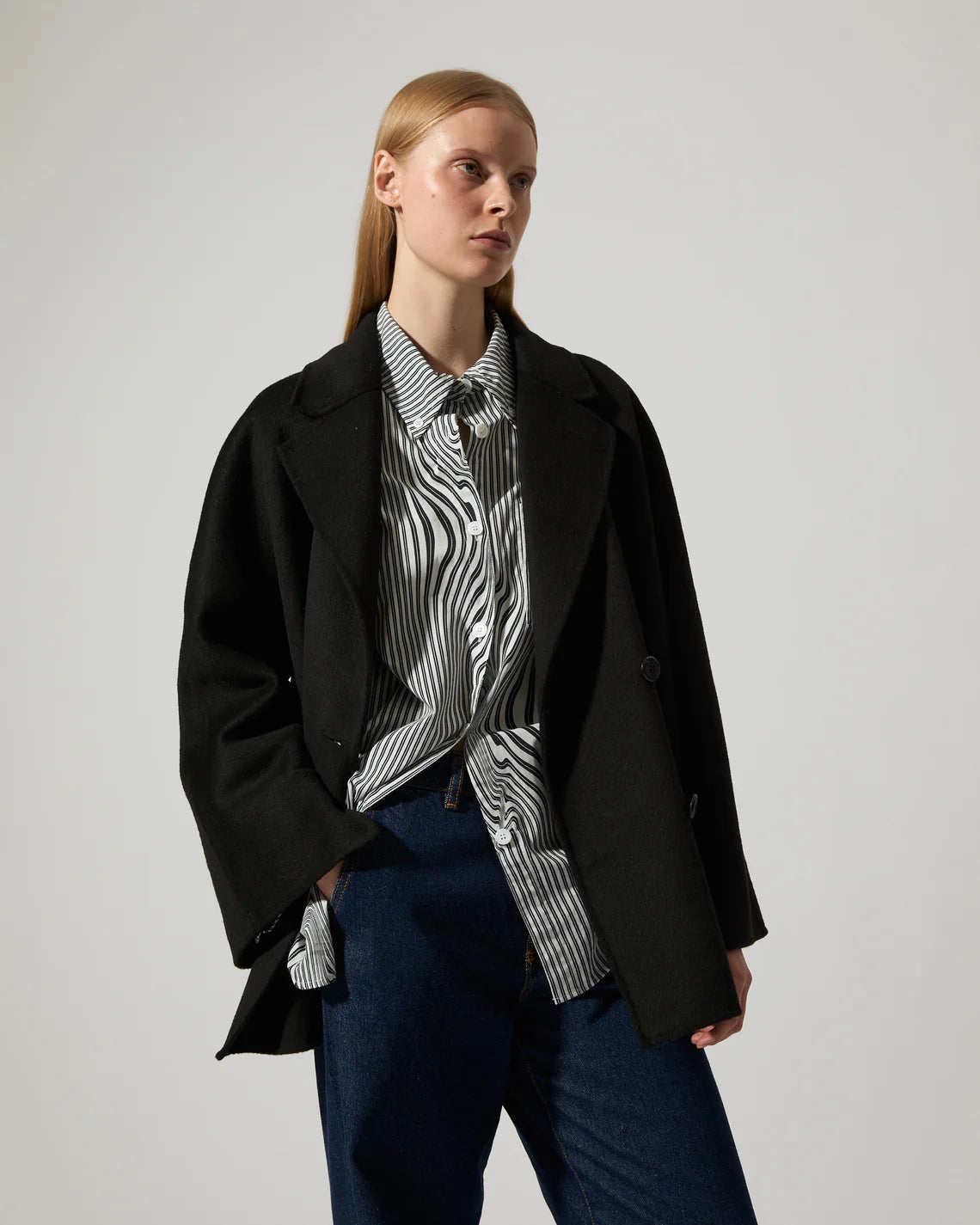 Margot, Black