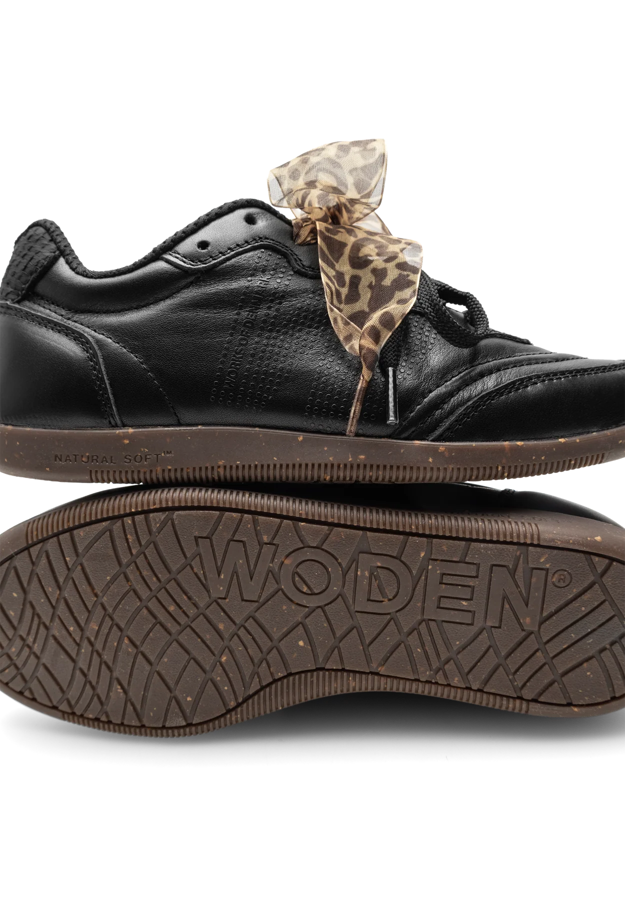 Nanna L, Black