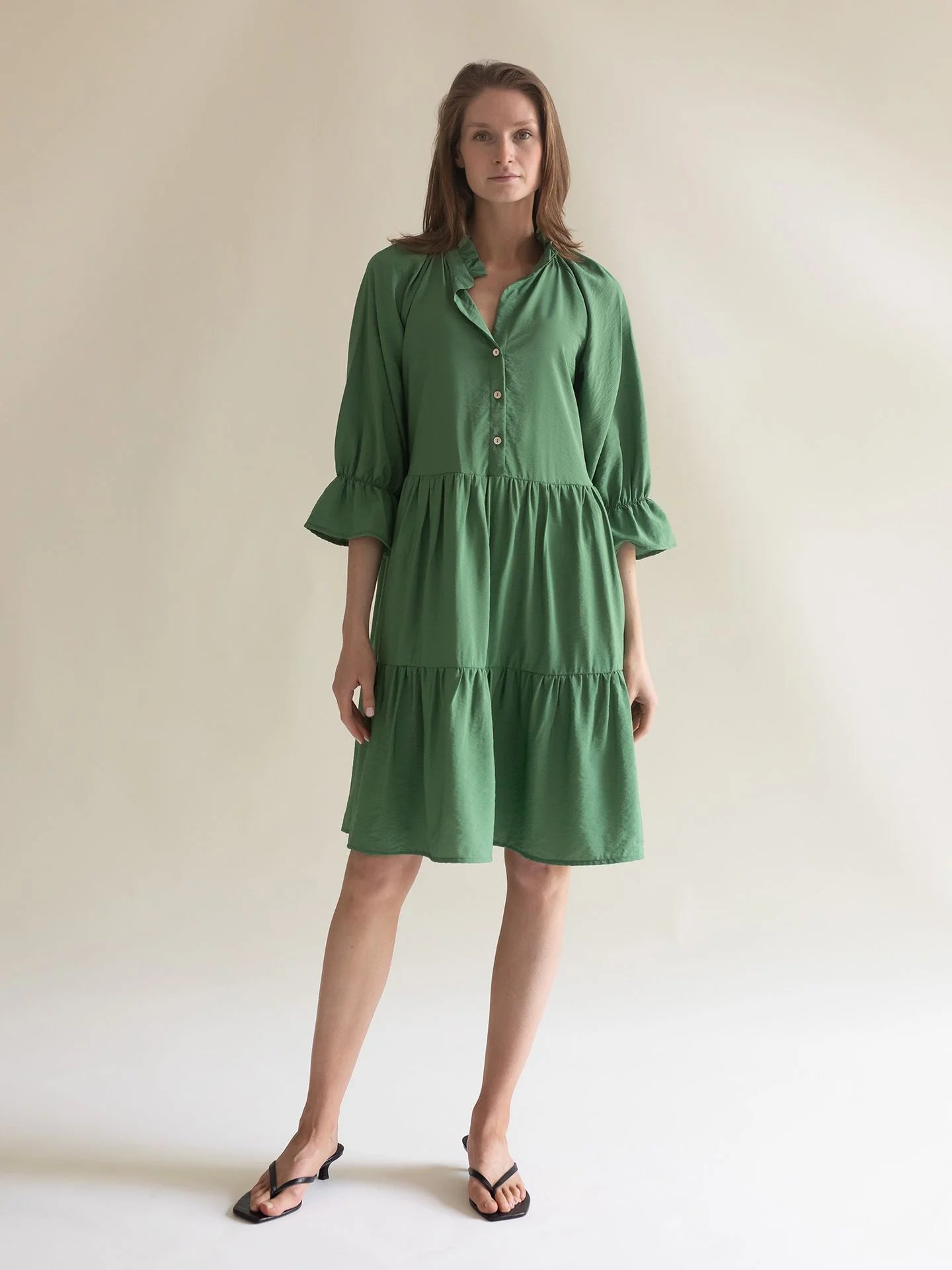 Ruffled Dress Meadow Green, Gauhar Helsinki, Såininorden