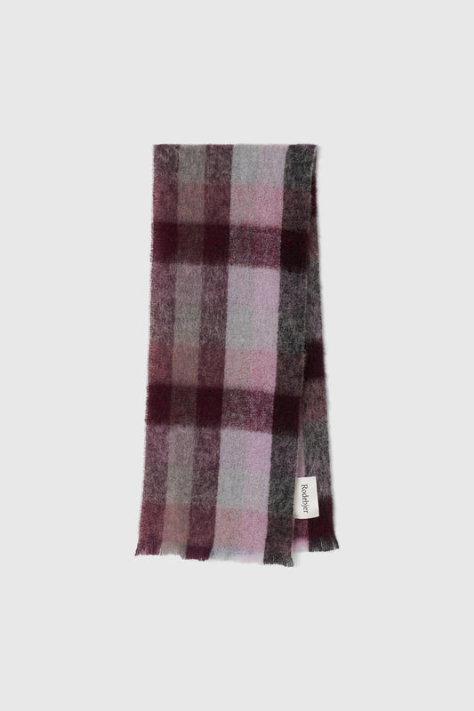 Misty Scarf Winetasting 