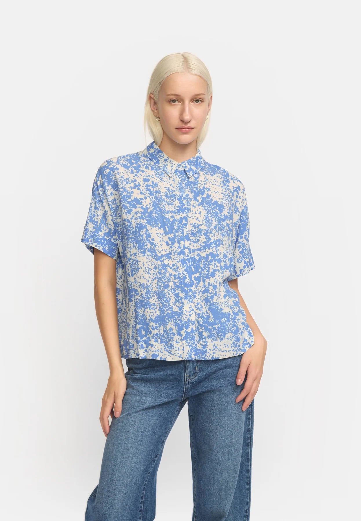 SREleanor Freedom SS Shirt, Microscope Print Ultramarine