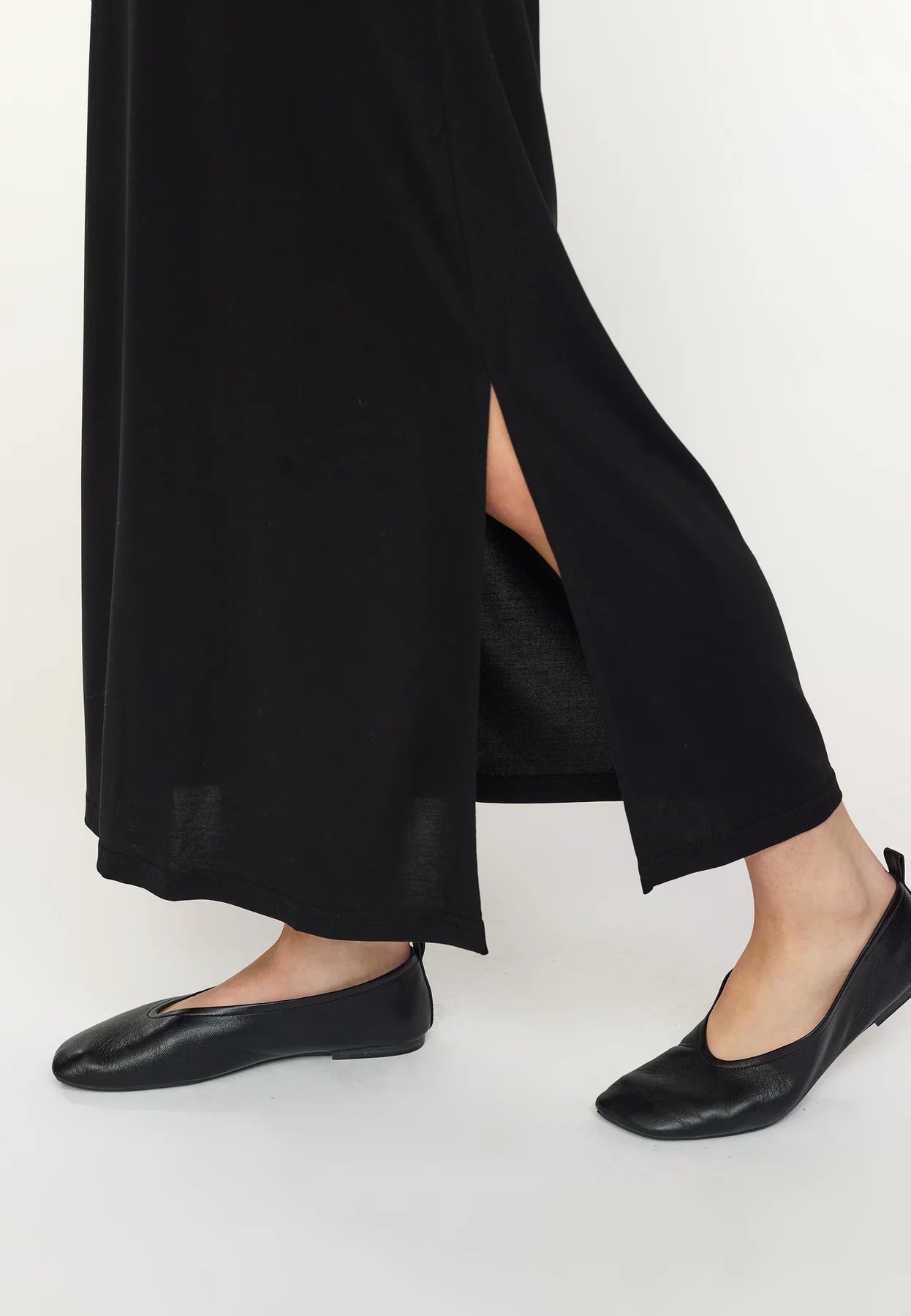 SRElla Midi Skirt, Black