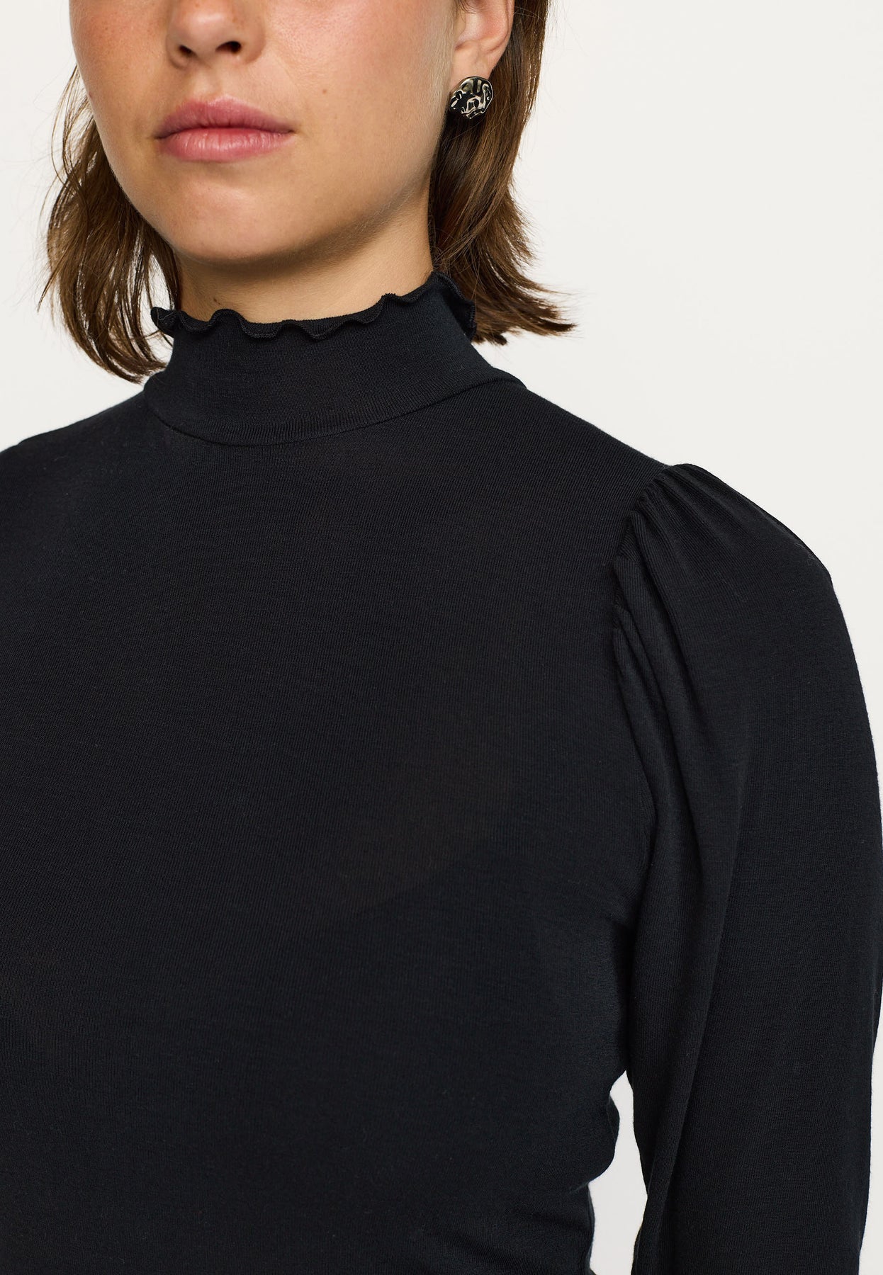 SRRoman Frill LS Top, Black