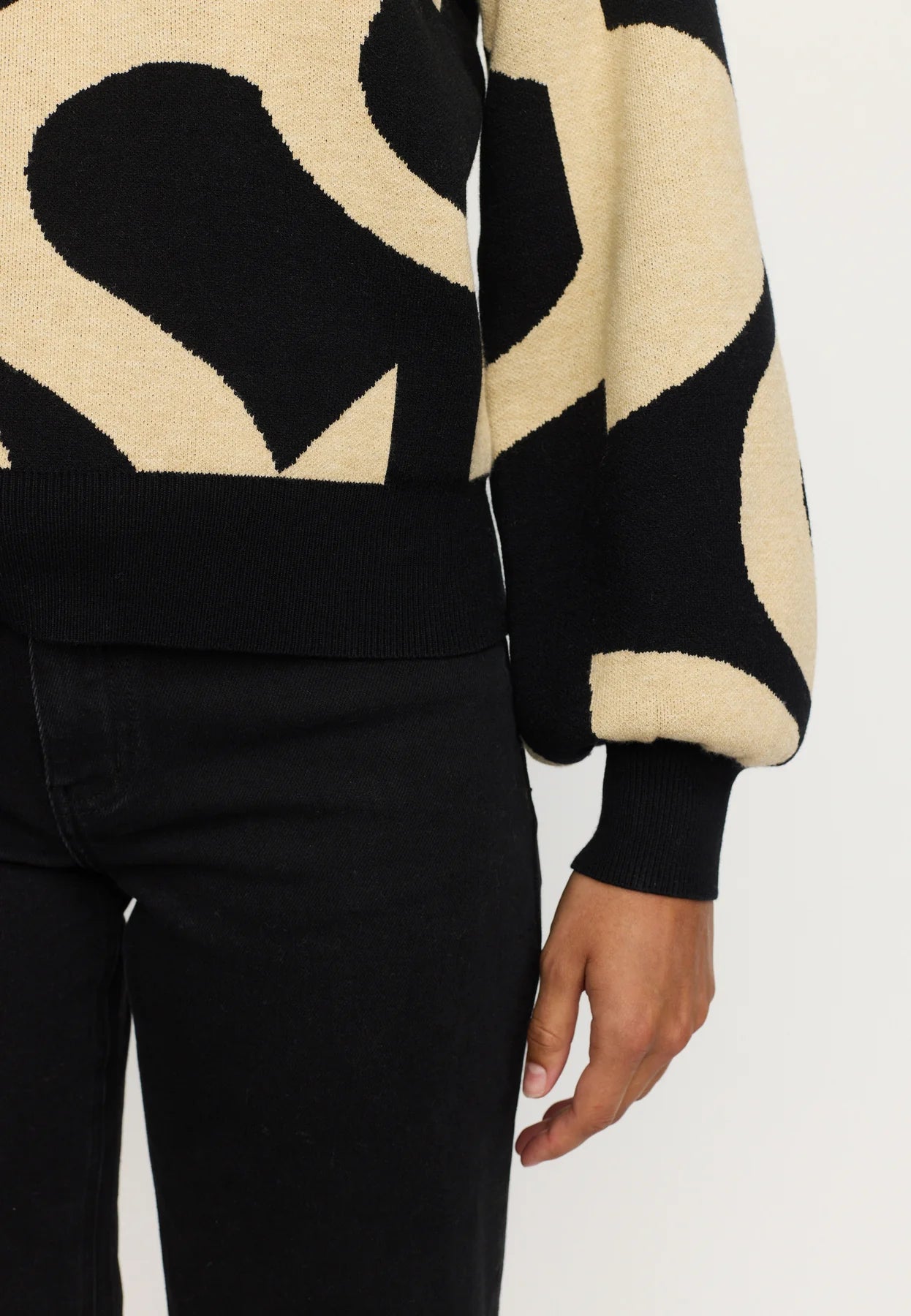 SRSima Scape Knit, Black