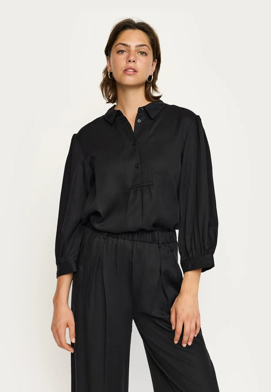 SRStormy Blouse Black