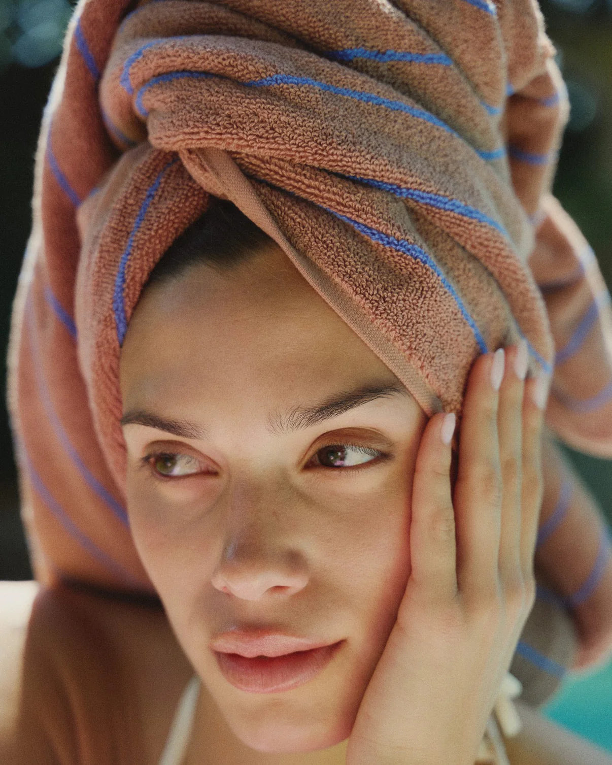 Naram Bath Towel, Camel & Ultramarine Blue