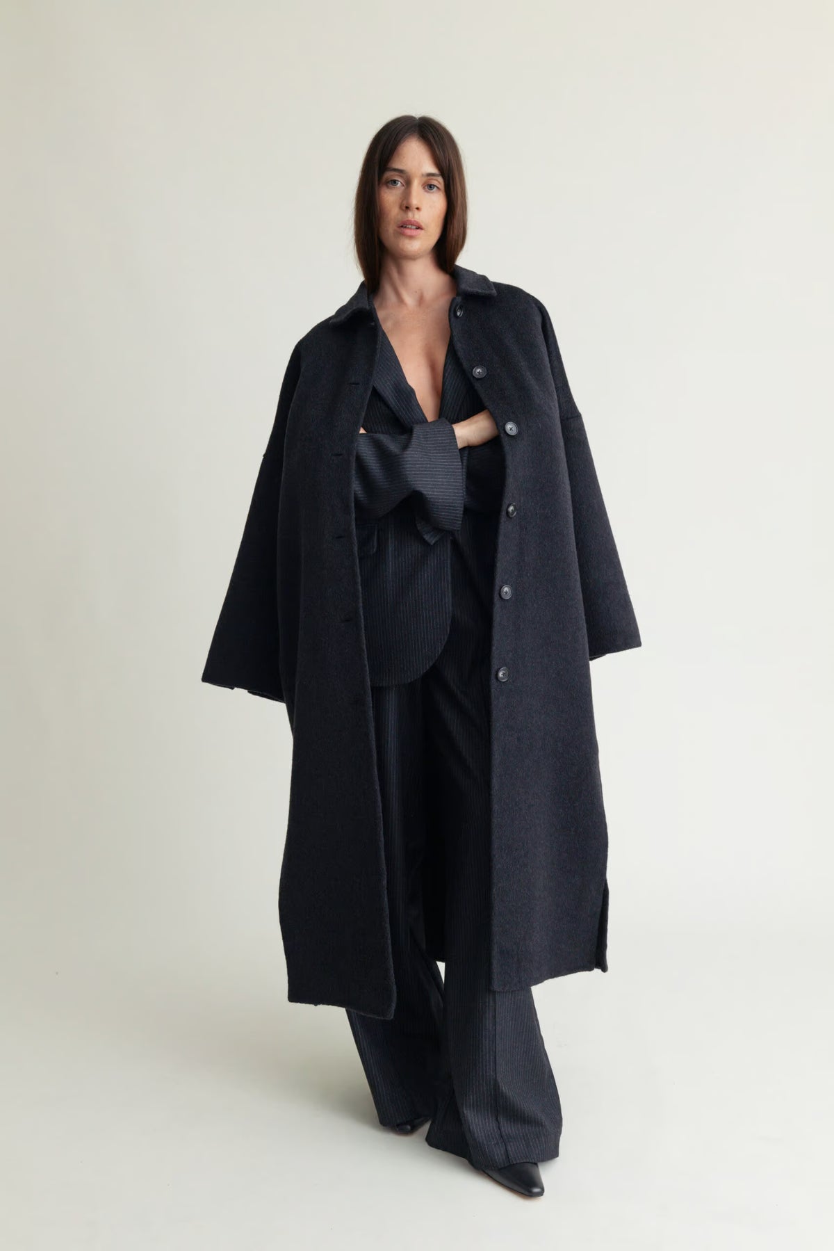 Lyric Coat Cashmere Blend Black, A part of the Art