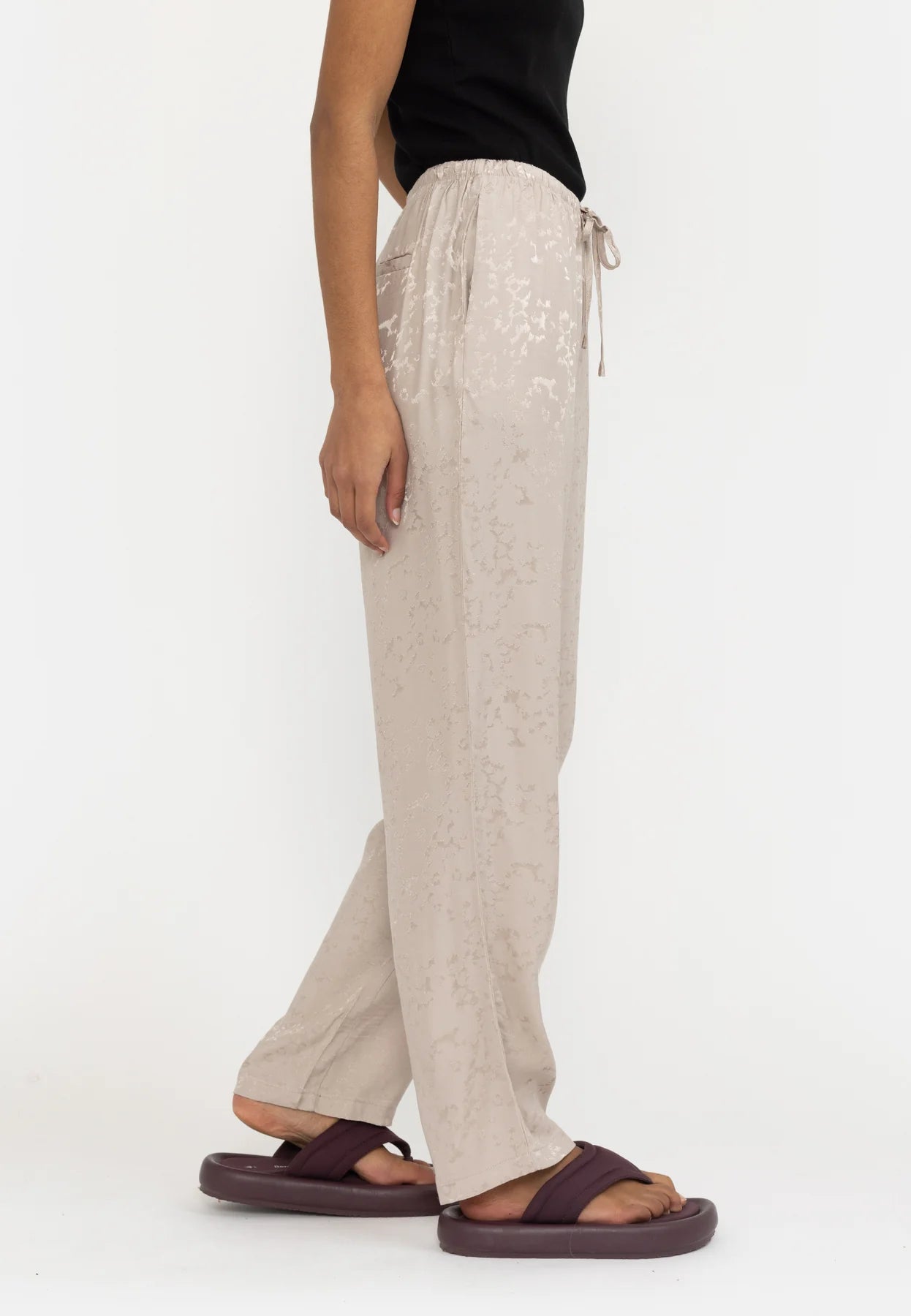 SRSage Pant, Flowers Jacquard Chateau Gray