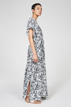 Ladda upp bild till gallerivisning, Saturnus Jungle Print Dress, Ocean Mint
