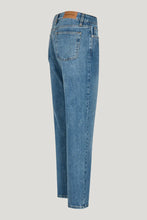 Ladda upp bild till gallerivisning, TRW Hepburn Jeans Wash Vancouver, Denim Blue
