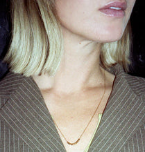 Ladda upp bild till gallerivisning, Bullet Halsband Guld
